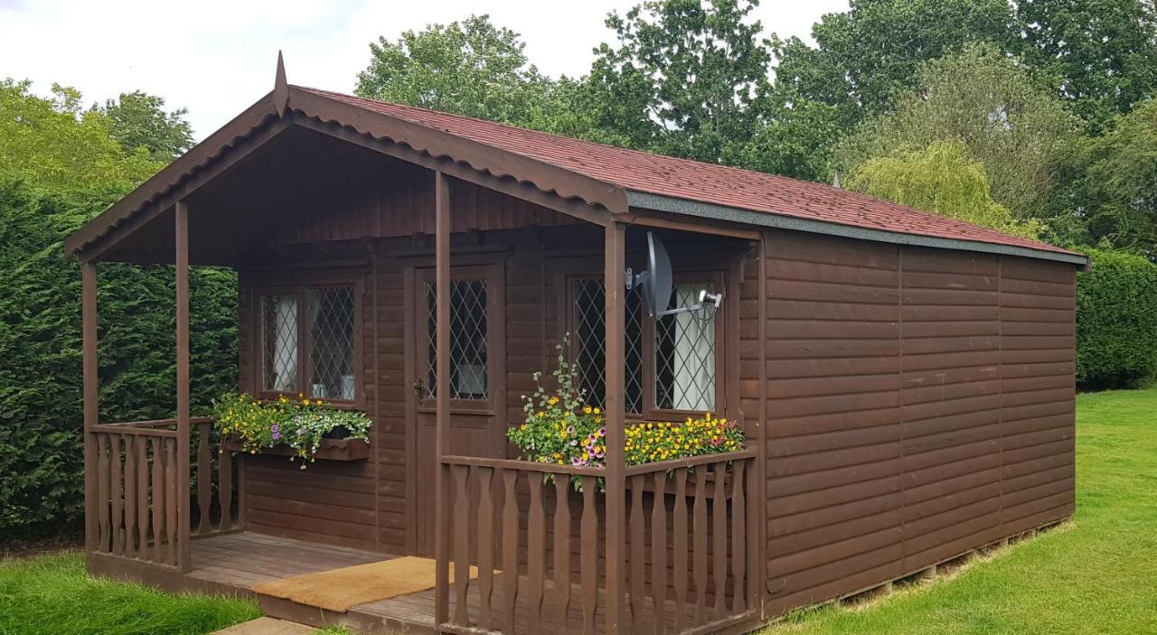 Stansted Airport Cottage Elsenham Bagian luar foto