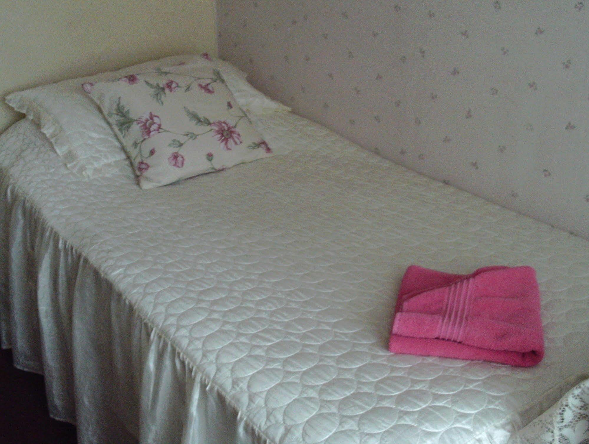 Stansted Airport Cottage Elsenham Bagian luar foto